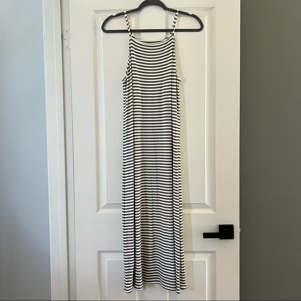 fighting eel- dress lisa (L) ribbed stripe